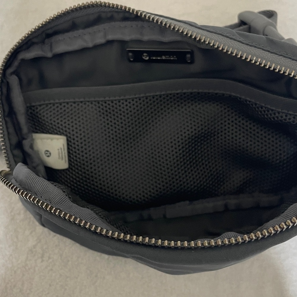 Lululemon Gray Crossbody Purse - Picture 3 of 4